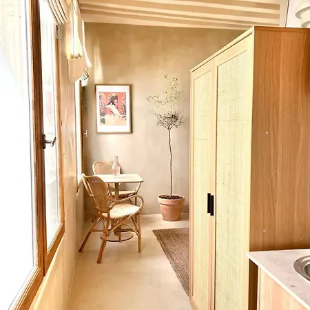 Studio De Charme Pour Un Sejour En Amoureux - 2P - Flat-Guest Paris Exterior photo